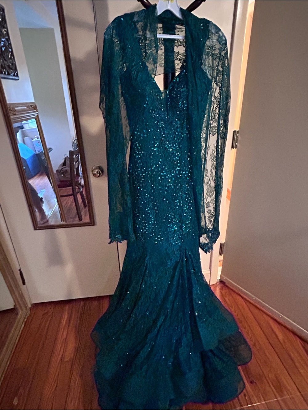 NEW IVONNE D sweetheart trumpet evening dress in emerald Style #ID43 - Picture 3 of 11